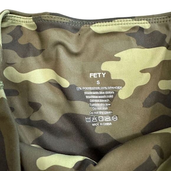 Fety workout leggings with pockets size small - Picture 2 of 5